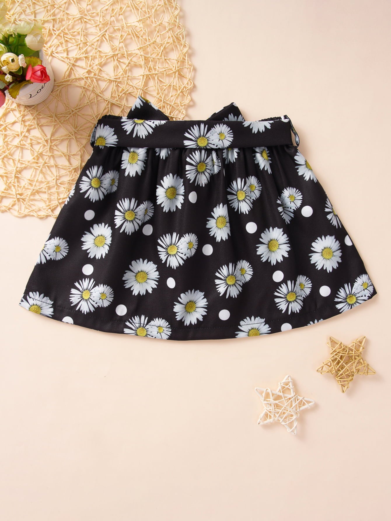 bow-front-buttoned-skirt