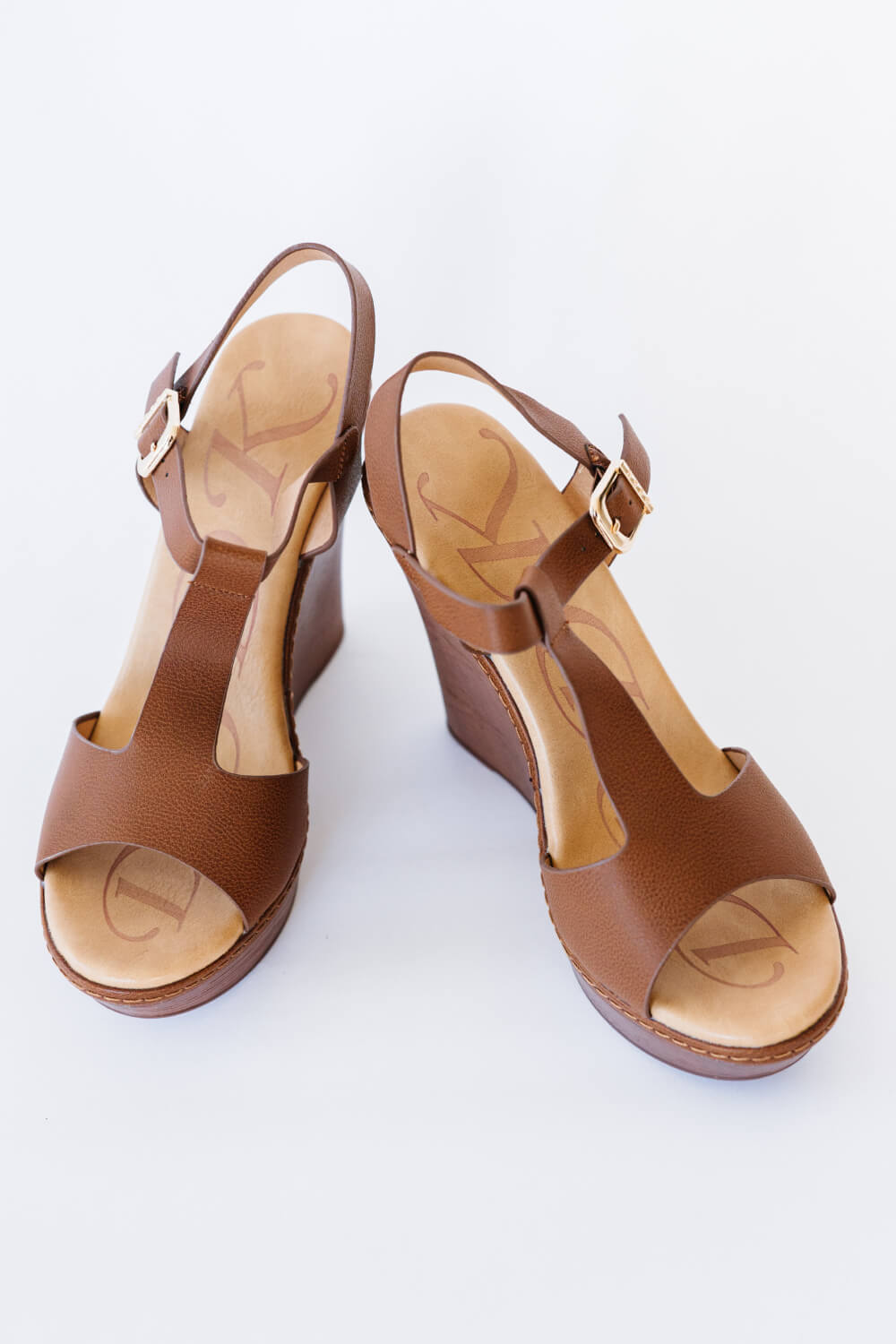 tan-wedge-platform-sandals