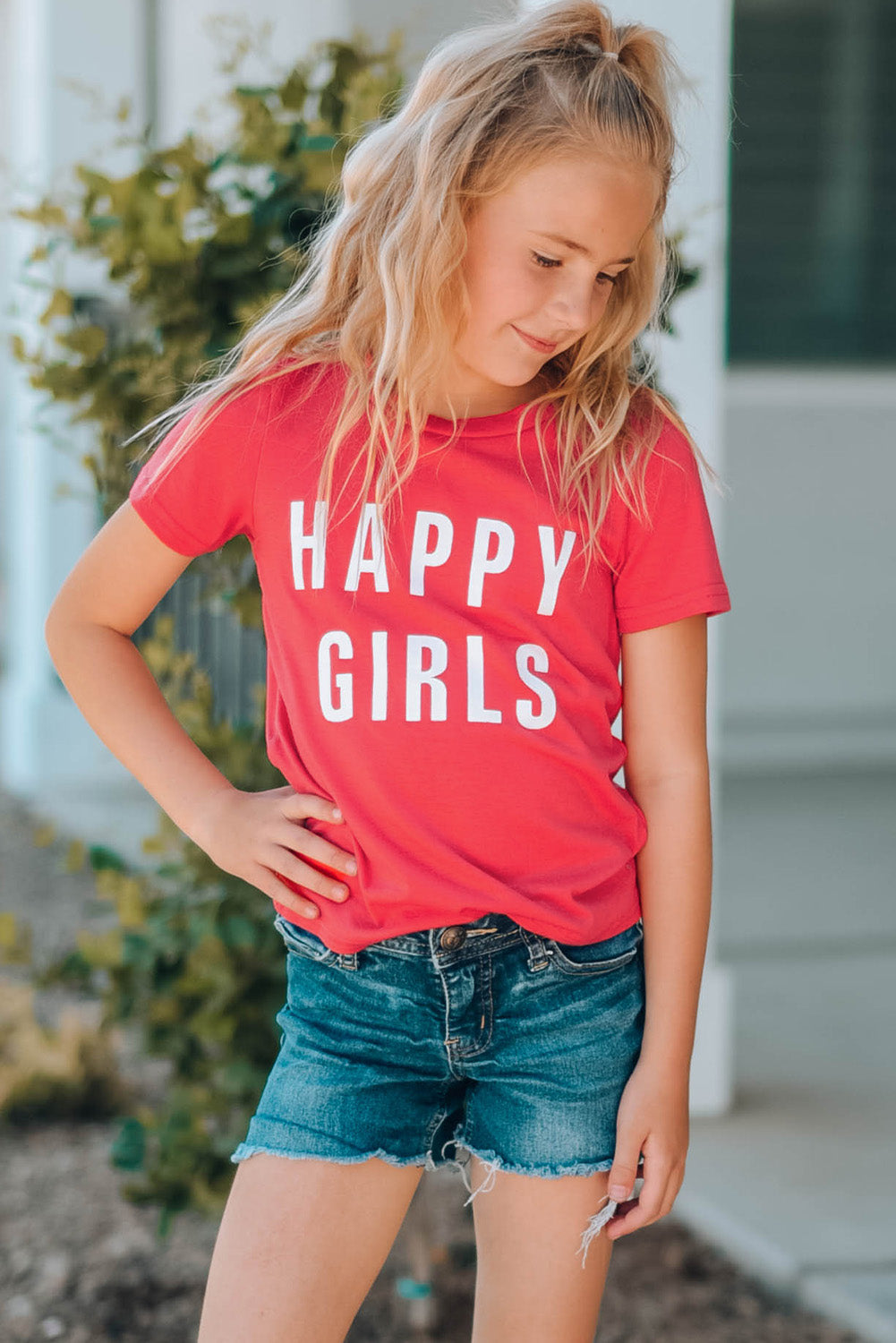 girls-letter-graphic-short-sleeve-t-shirt