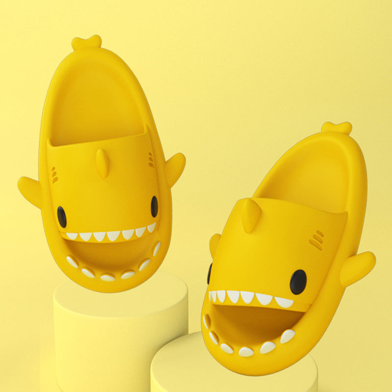 adults-slippers-indoor-outdoor-funny-shark-cartoon