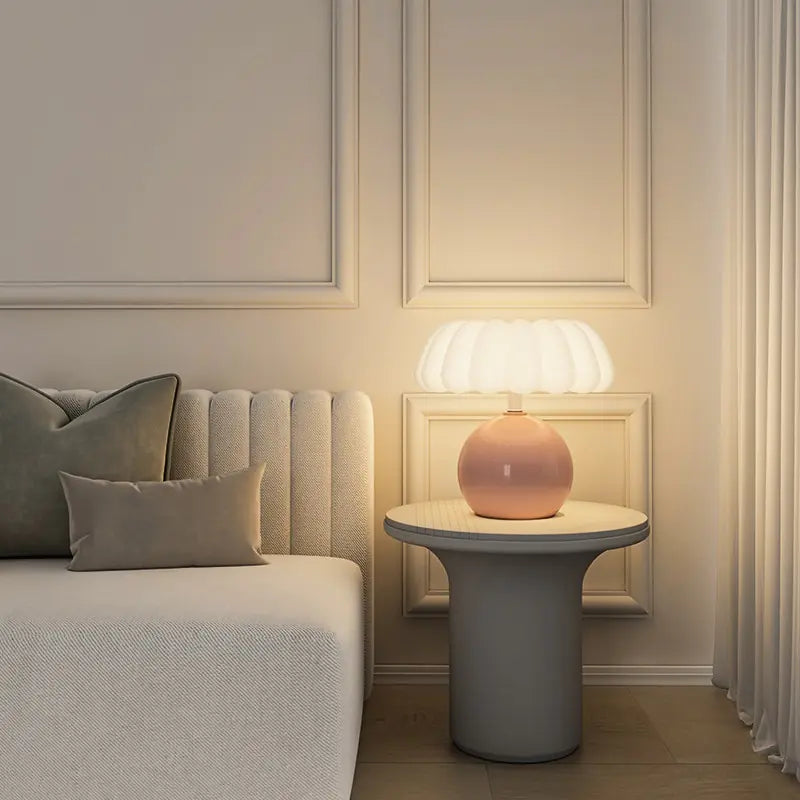 cream-decorative-mushroom-table-lamp