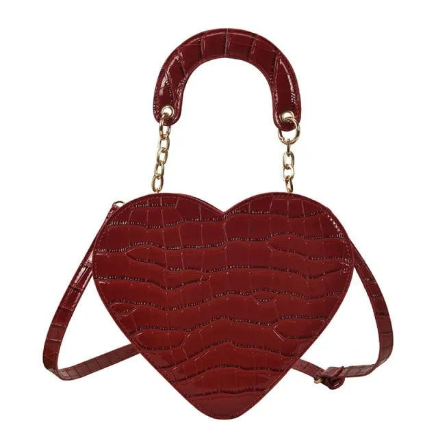 cute-heart-shaped-design-purse-1