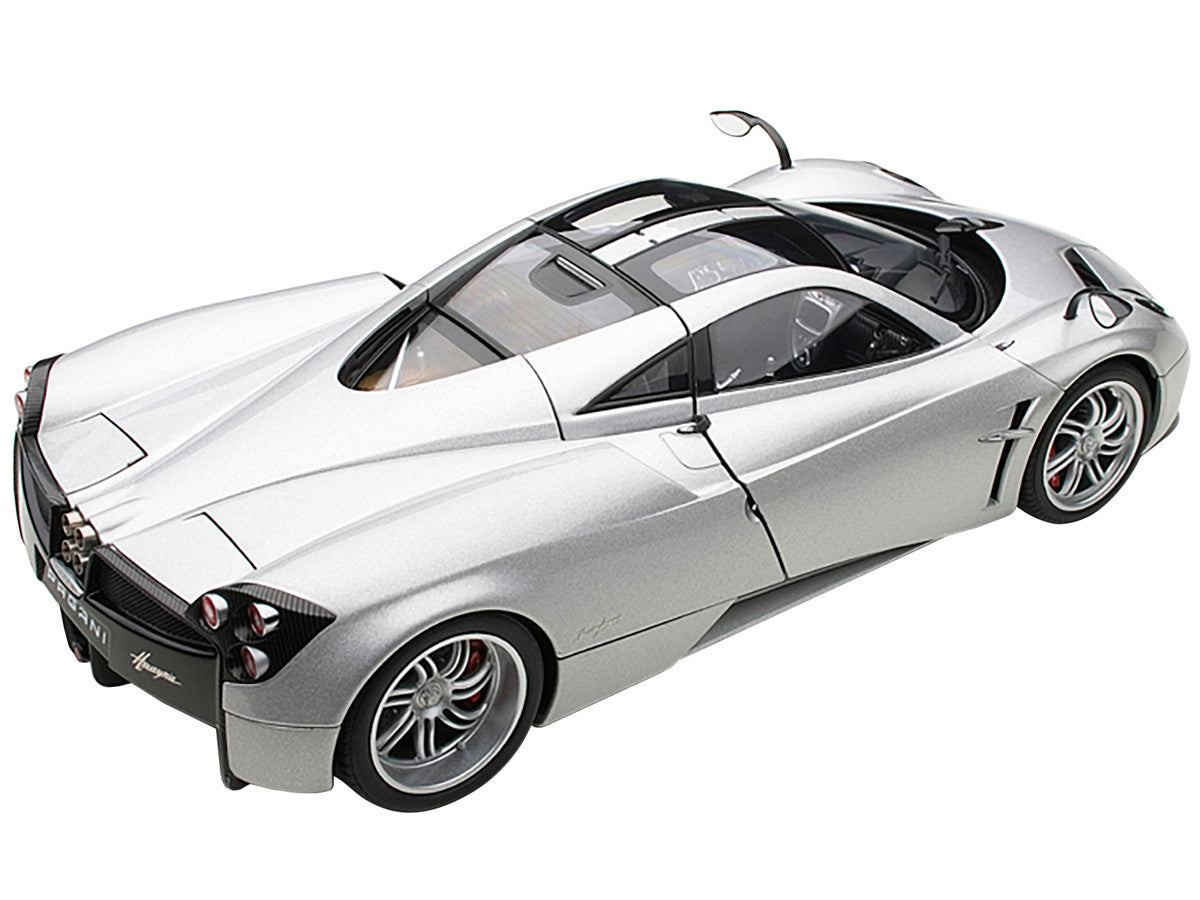 Pagani Huayra Silver 1/18 Diecast Car Model by Autoart-1