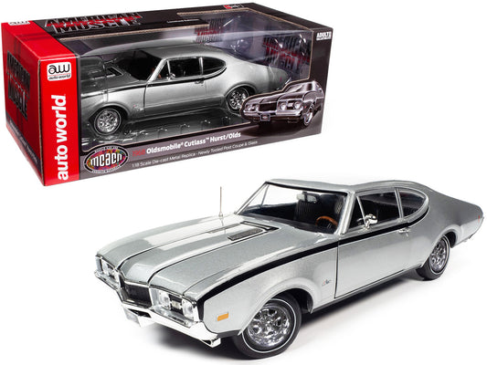 1968 Oldsmobile Cutlass "Hurst" Peruvian Silver Metallic with Black Stripes "Muscle Car & Corvette Nationals" (MCACN) 1/18 Diecast Model Car by Auto World-0