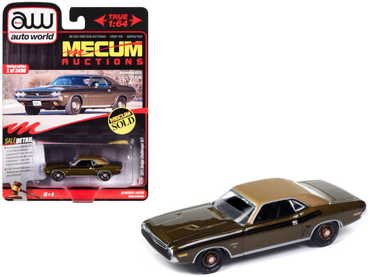 1971 Dodge Challenger R/T Dark Gold Metallic with Gold Vinyl Roof "Mecum Auctions" Limited Edition to 2496 pieces Worldwide "Premium" Series 1/64 Diecast Model Car by Auto World-0