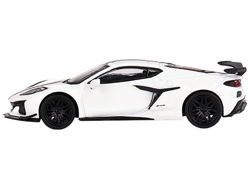 2023 Chevrolet Corvette Z06 Arctic White with Black Stripes Limited Edition to 2640 pieces Worldwide 1/64 Diecast Model Car by Mini GT-0