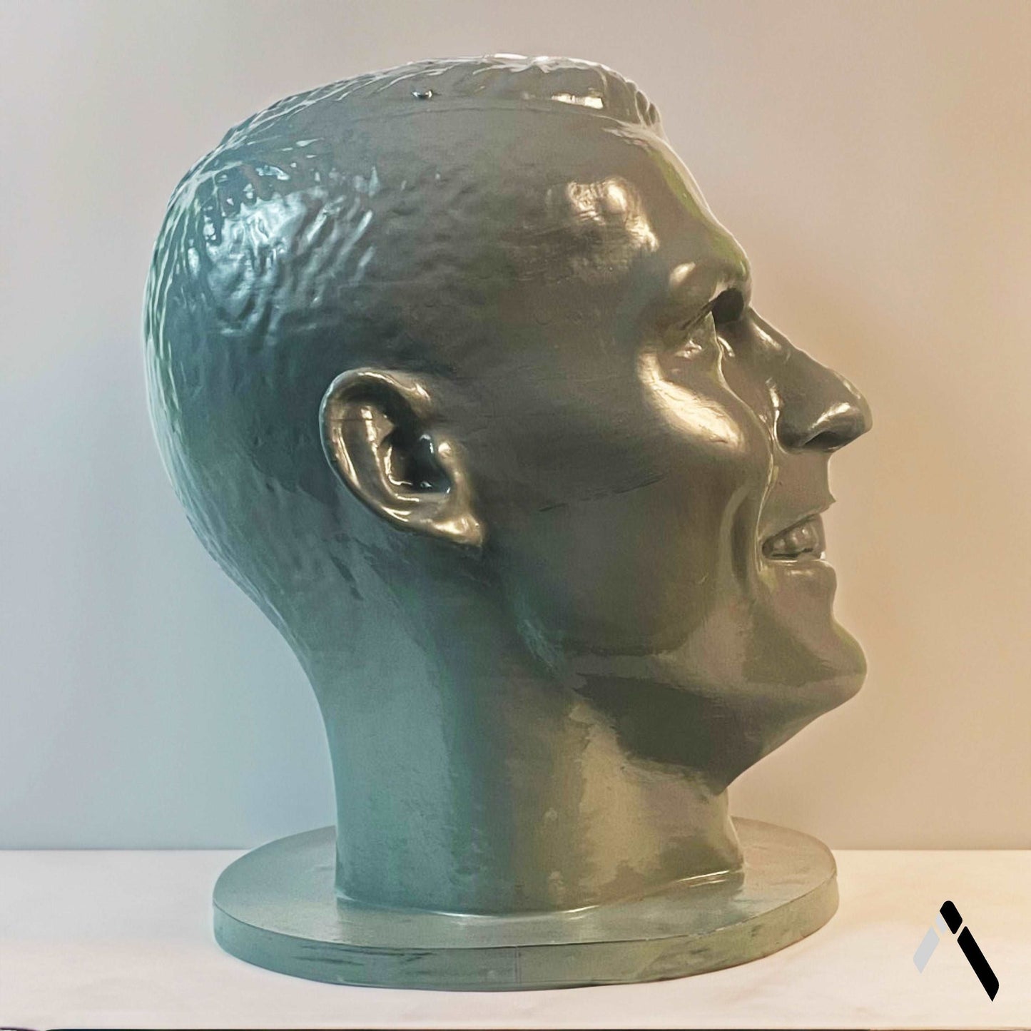 Ronaldo Head Statue & Headphone Stand-2