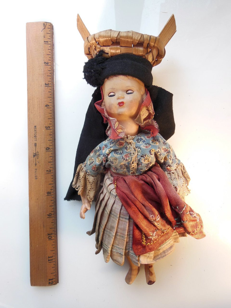 Vintage Portuguese Fish Seller Doll.  Opening/Closing Eyes & Basket on Head-11