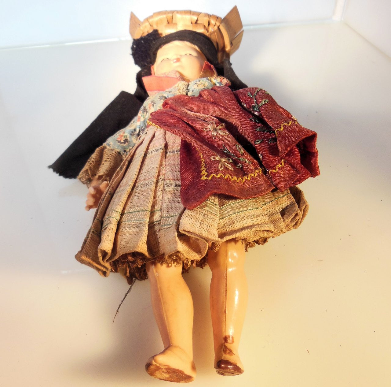 Vintage Portuguese Fish Seller Doll.  Opening/Closing Eyes & Basket on Head-12