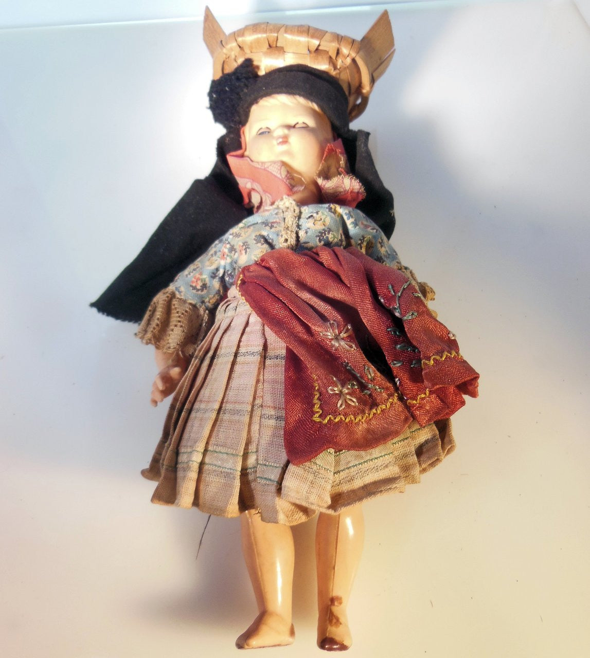 Vintage Portuguese Fish Seller Doll.  Opening/Closing Eyes & Basket on Head-14