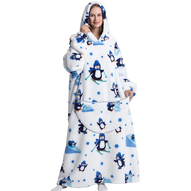 oversized-wearable-tv-blankets