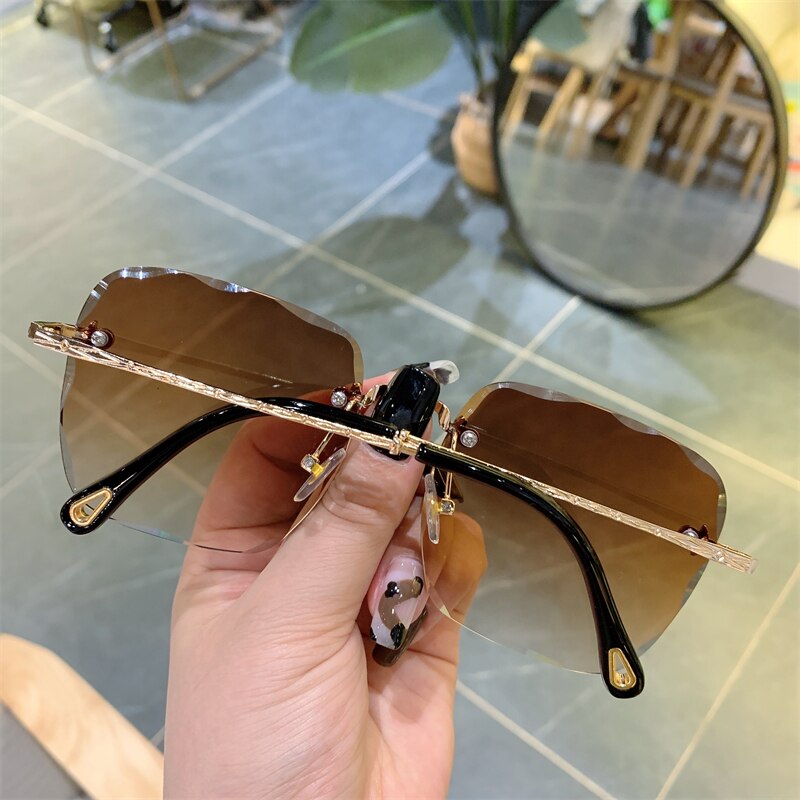 vintage-clip-frameless-uv-sunglasses