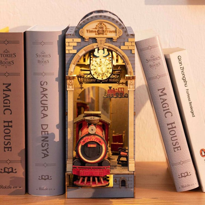 book-wooden-miniature-dollhouse