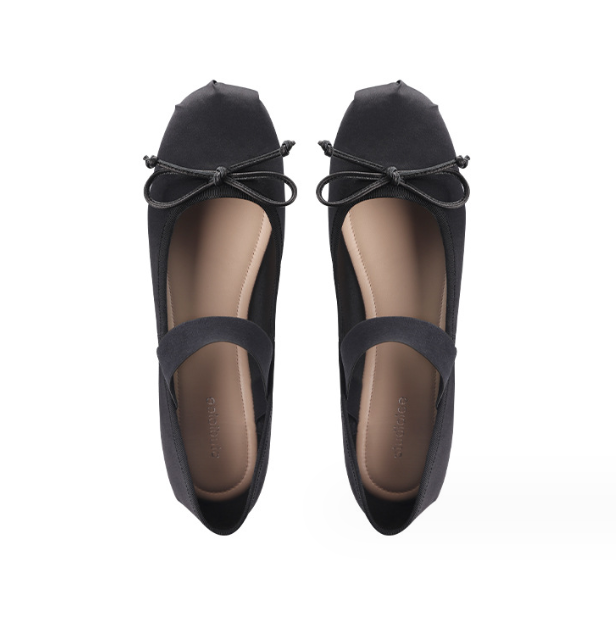 black-ballet-flats