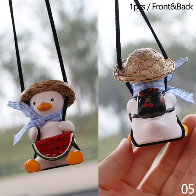 car-pendant-cute-swinging-duck