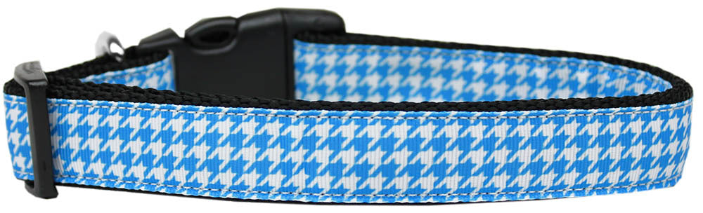 This 5/8" wide size medium narrow dog collar is made of durable nylon with a high quality ribbon overlay.  It is adjustable to fit a neck size from 10-18".