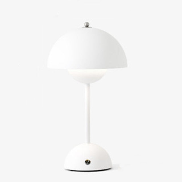 The Mångata - Retro Table Lamp